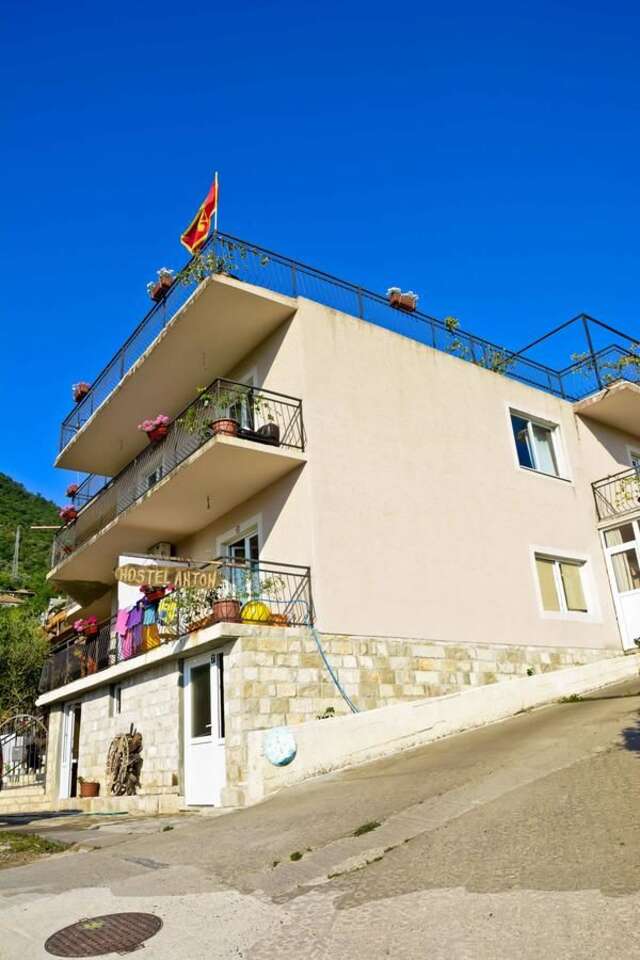 Хостелы Hostel Anton Тиват-22